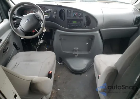 2006 Ford Econoline E450 Super Duty Cutaway Van z USA, uszkodzony, nr VIN 1FDXE45S06DA39797